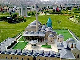 
					MİNİATÜRK AÇIK HAVA MÜZESİ				